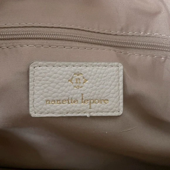 Beige Purse - Picture 7 of 9
